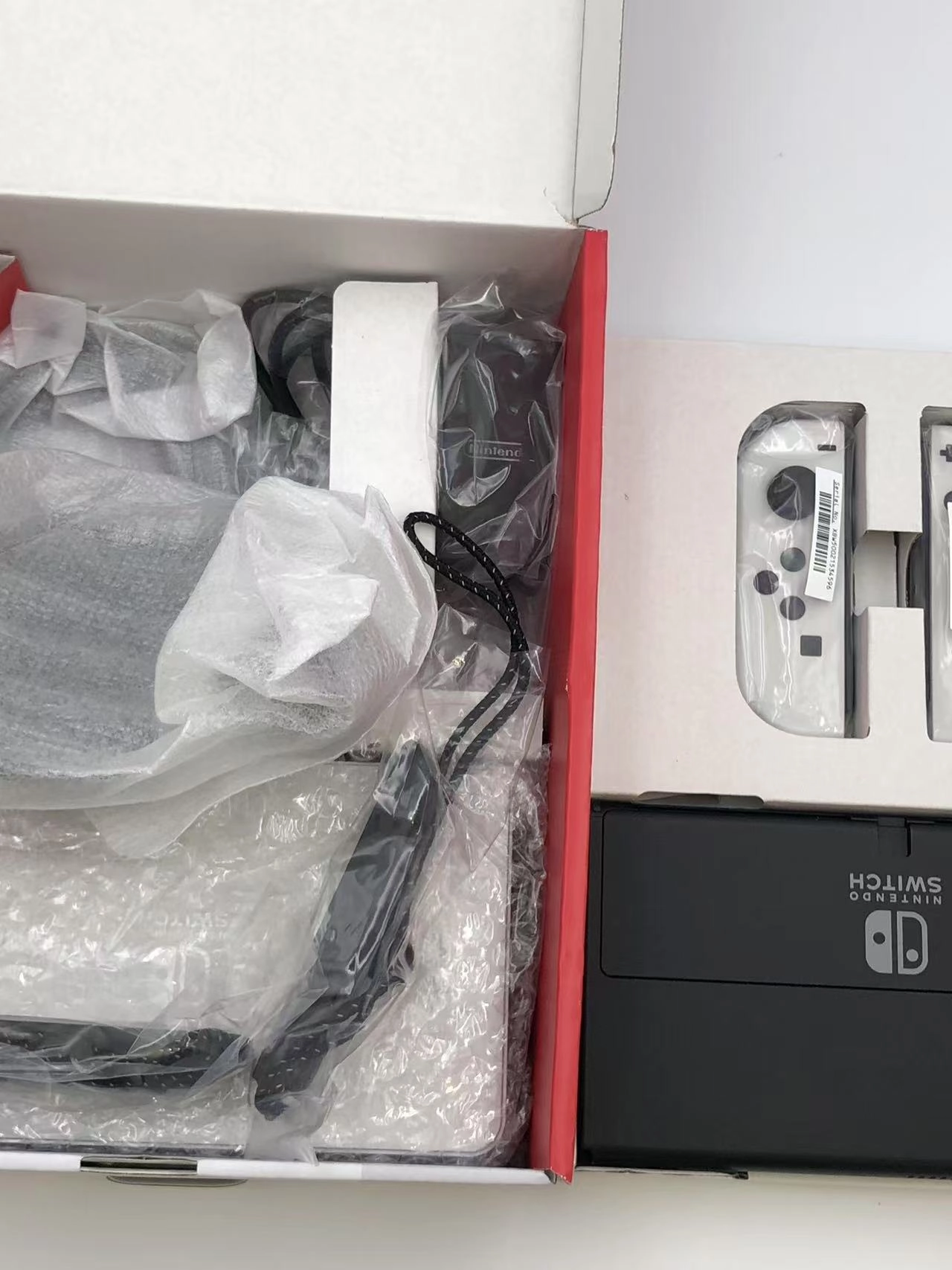 Nintendo Switch 有機ELモデル ホワイト 2021年モデル 64GB HEG-S-KAAAA