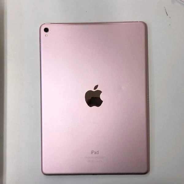 iPad Pro 9.7インチ Wi-Fiモデル 32GB 3A857J/A A1673 ローズゴールド