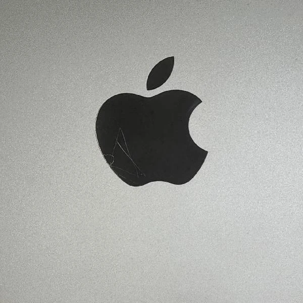 iPad 第7世代 32GB au版SIMフリー NW6D2J/A