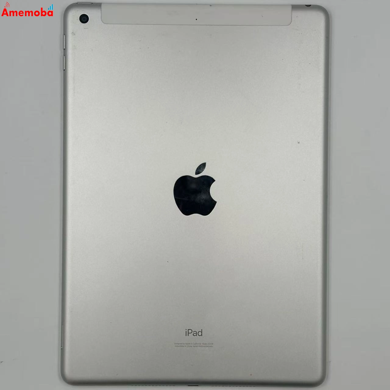 iPad 第8世代 32GB MYMJ2J/A docomo版SIMフリー