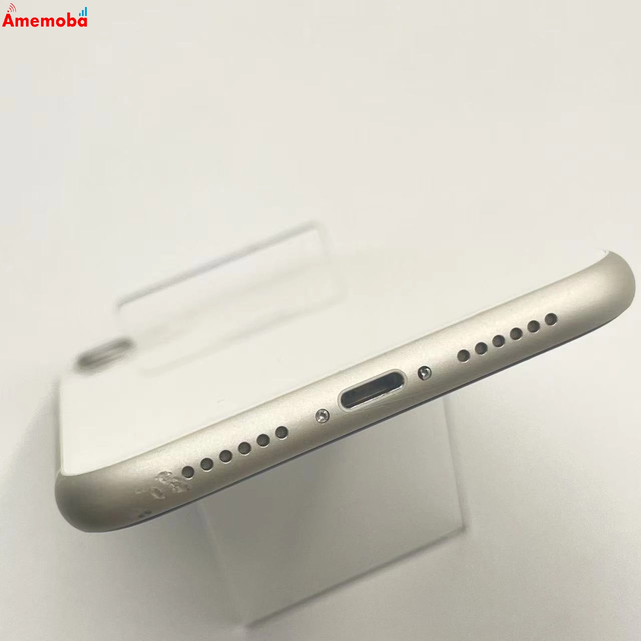 iPhone11 128GB ホワイト MWM22J/A docomo版SIMフリー | 中古