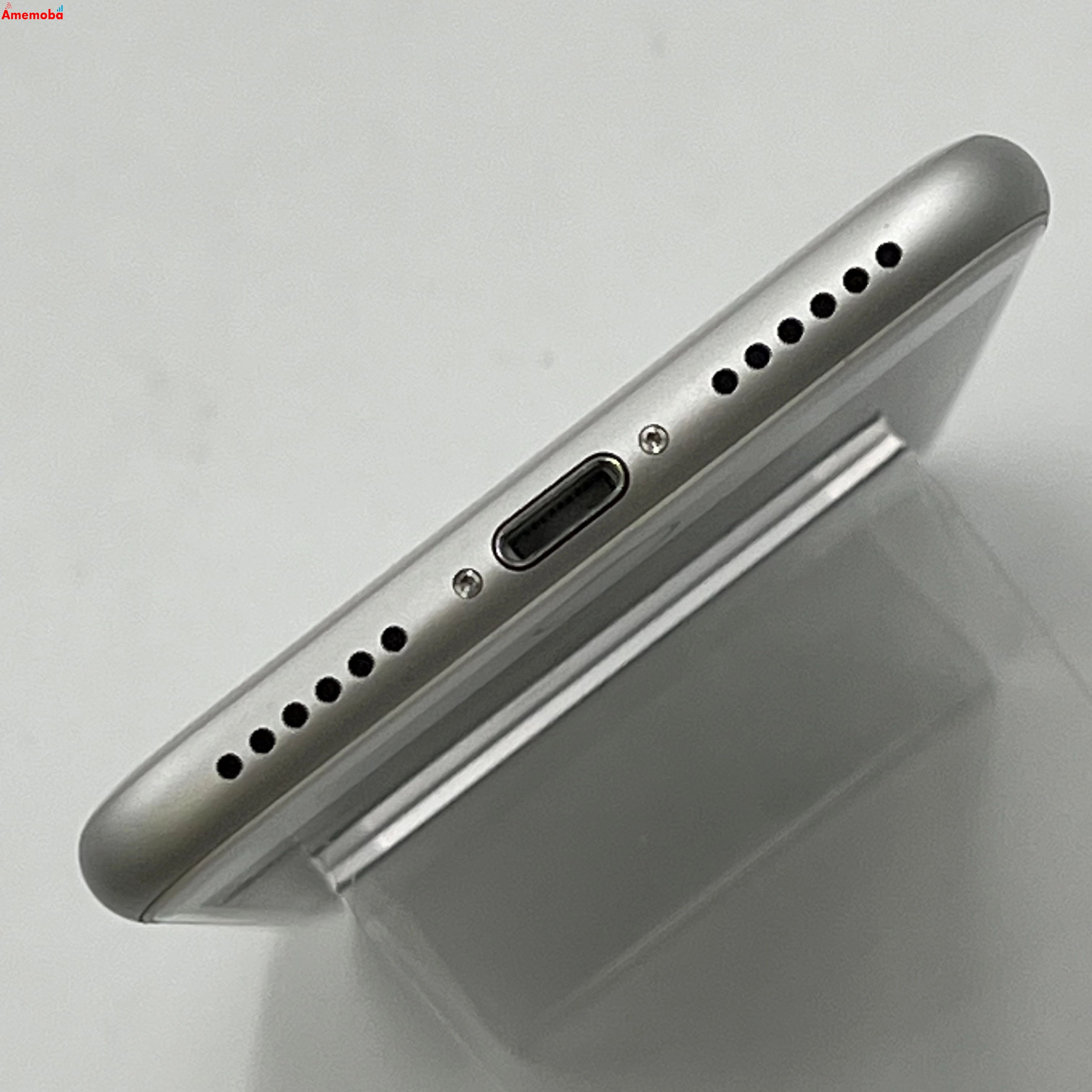 ジャンク iP8 MQ792J/A ジャンク iP8 MQ792J/A Apple iPhone 8 64GB シルバー SIMフリー