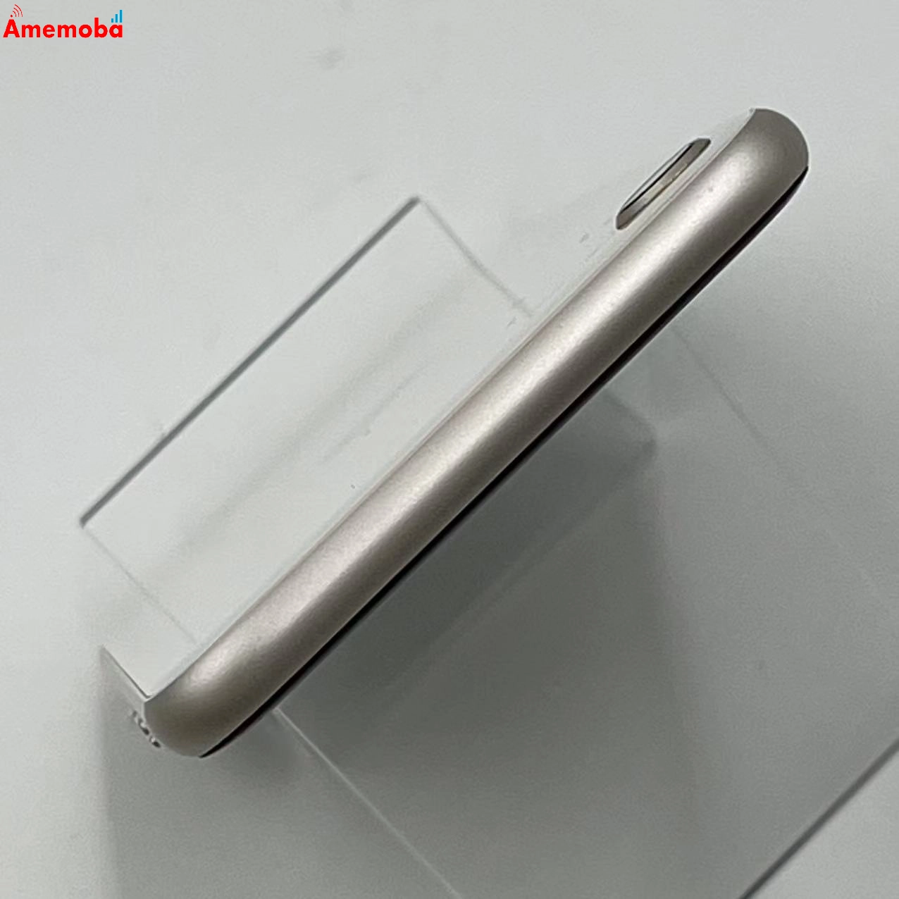 iPhoneSE 第3世代 64GB スターライト MMYD3J/A Apple版SIMフリー 美品