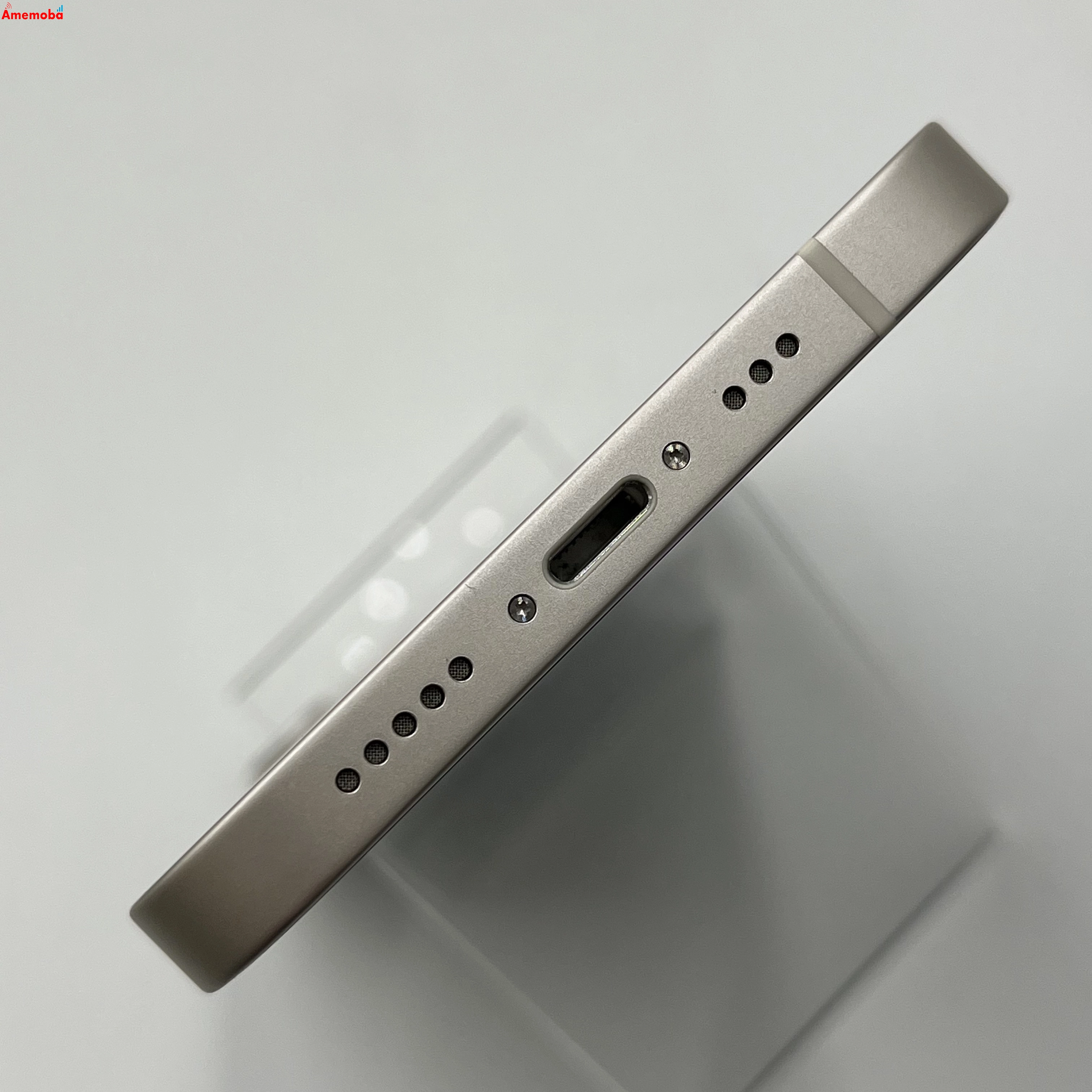 iPhone12 64GB ホワイト MGHP3J/A docomo版SIMフリー 美品