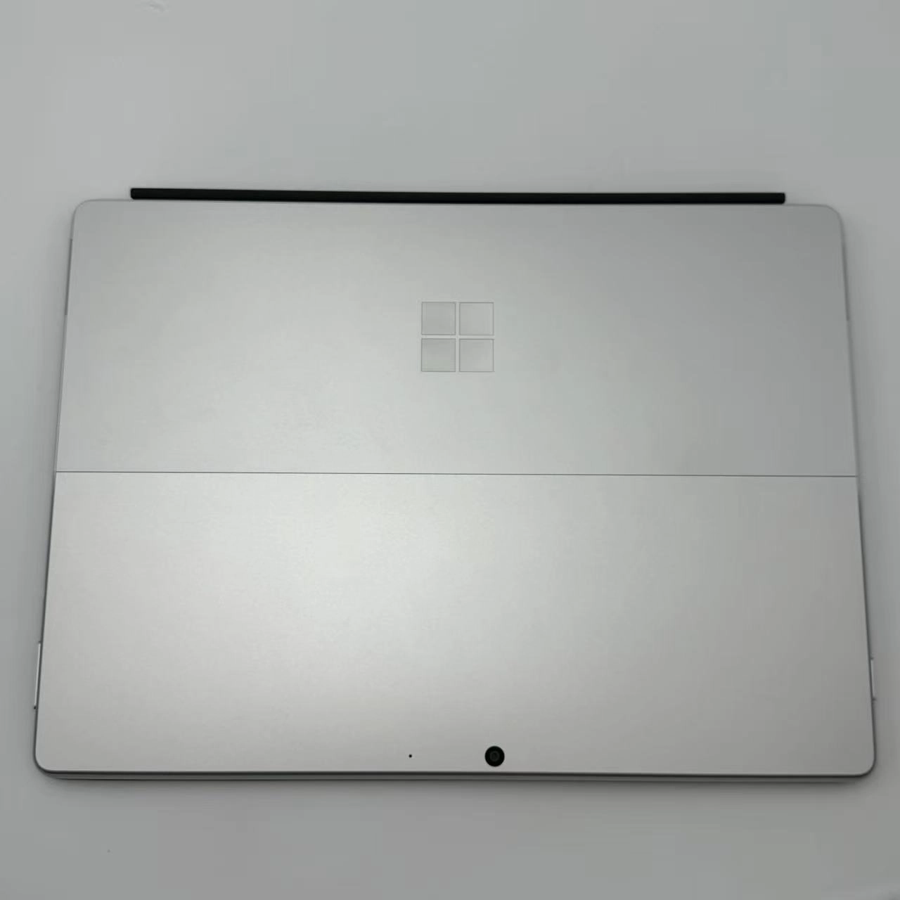 Surface Pro 8 256GB シルバー 1983  i5-1135G7 2.40GHz 2.42GHz 美品