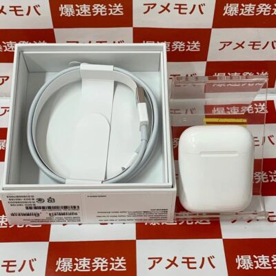 Apple AirPods 第2世代 with Charging Case MV7N2J/A