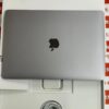 MacBook Air M1 2020 256GB 8GBメモリー Z124000E0 A2337 USキーボード-正面