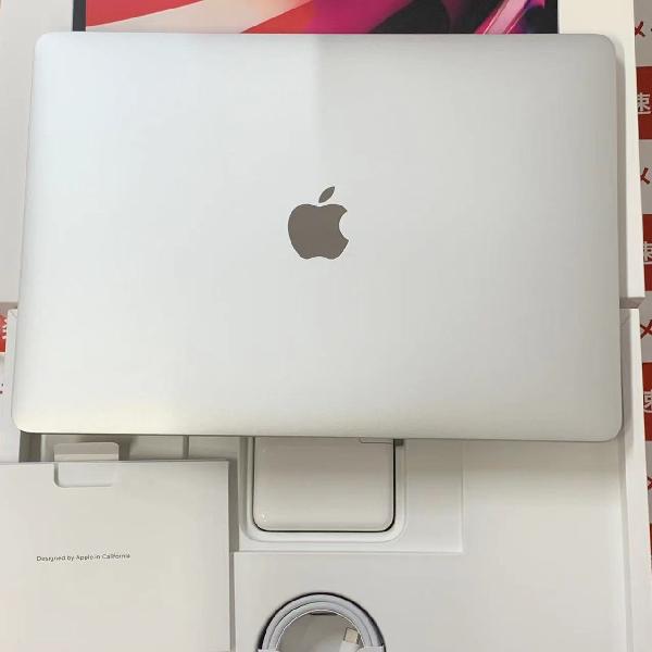 MacBook Pro 13インチ M1 2020 256GB SSD 8GB メモリ Z11D000M1 A2338 カスタマイズモデル 極美品-正面