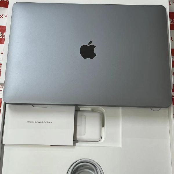 MacBook Air M1 2020 13インチ 8GBメモリ 256GB SSD MGN63J/A A2337-正面