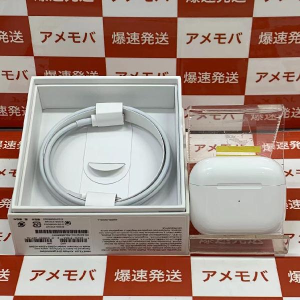 Apple AirPods 第3世代 MagSafe充電ケース付き MME73J/A-正面
