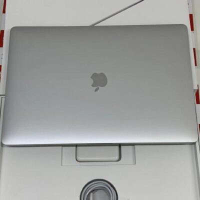 MacBook Pro | 中古スマホ販売のアメモバ