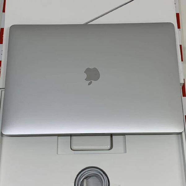 MacBook Pro 15inch 2016 i7 512GB