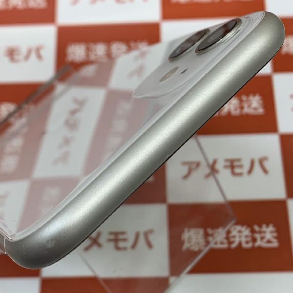 iPhone11 SoftBank版SIMフリー 64GB MWLU2J/A A2221-上部