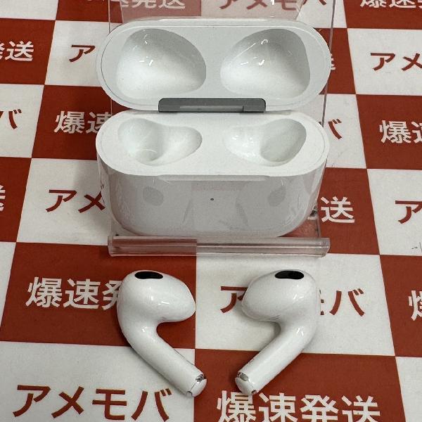 Apple AirPods 第3世代 MagSafe充電ケース付き MME73J/A A2566 極美品-上部