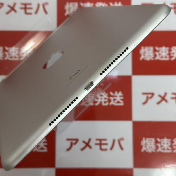 iPad 第8世代 au版SIMフリー 32GB MYMJ2J/A A2429 新品同様 | 中古