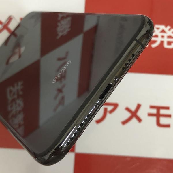 iPhoneXS Max au版SIMフリー 64GB MT6Q2J/A A2102-下部