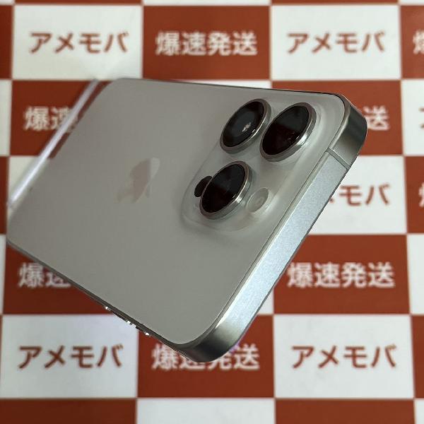 iPhone15 Pro au版SIMフリー 256GB MTUD3J/A A3101 新品同様-上部