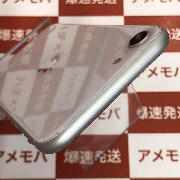 iPhoneSE 第2世代 au版SIMフリー 64GB MHGQ3J/A A2296 極美品-上部