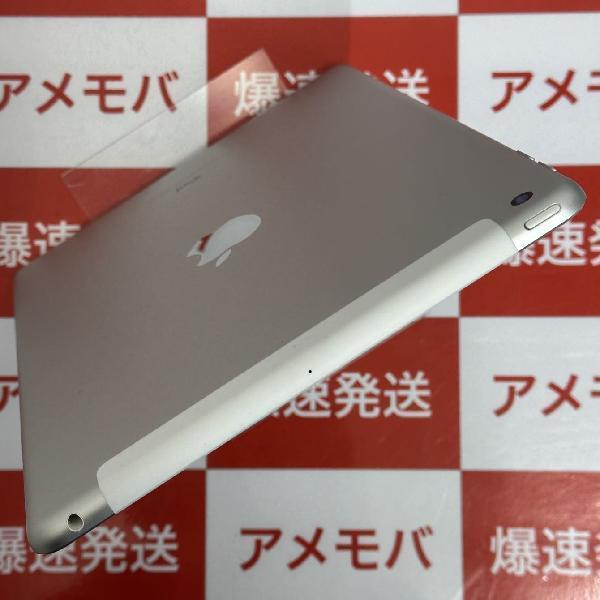 iPad 第6世代 SoftBank版SIMフリー 32GB MR6P2J/A A1954 美品-上部