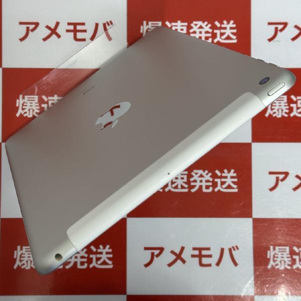 iPad 第5世代 docomo版SIMフリー 32GB MP1L2J/A A1823-上部