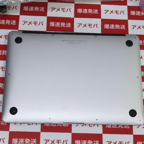 MacBook Air 13インチ Early 2015 256GB 1.6GHz デュアルコアIntel Core i5 4GB 256GB-裏