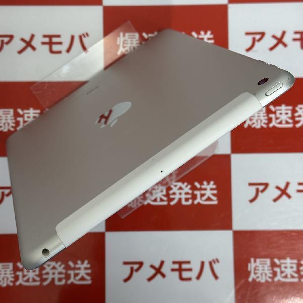 iPad 第5世代 docomo版SIMフリー 32GB MP1L2J/A A1823-上部