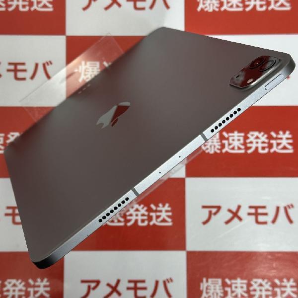 iPad Pro 11インチ 第4世代 Apple版SIMフリー 256GB MNYE3J/A A2761 美品-上部