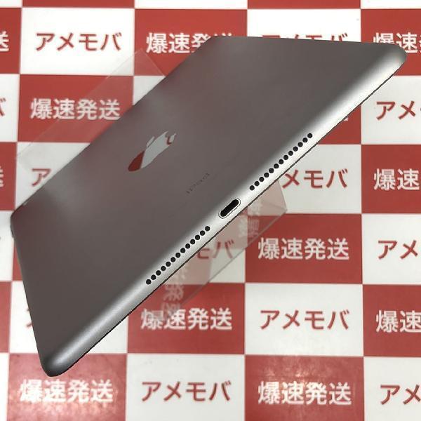 iPad 第6世代 Wi-Fiモデル 32GB MR7F2J/A A1893 極美品-下部