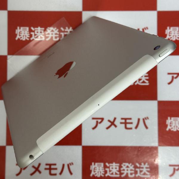 iPad 第6世代 Apple版SIMフリー 32GB MR6P2J/A A1954 美品-上部