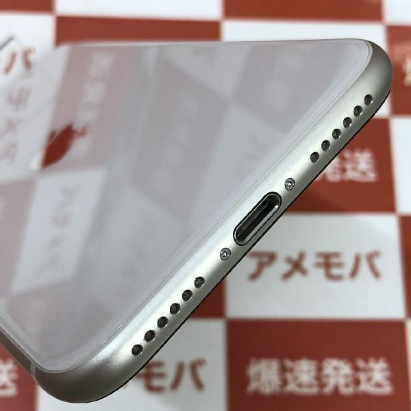 iPhoneSE 第3世代 SoftBank版SIMフリー 64GB MMYD3J/A A2782 極美品-下部