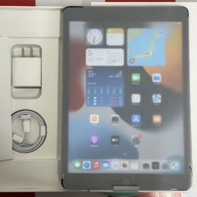 iPad 第9世代 Wi-Fiモデル 256GB MK2N3J/A A2602 新品同様