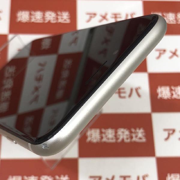 iPhoneSE 第3世代 SoftBank版SIMフリー 64GB MMYD3J/A A2782-上部