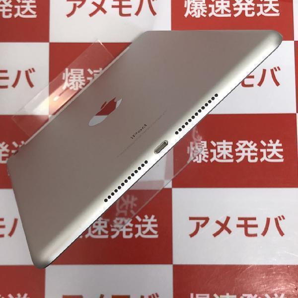 iPad 第5世代 docomo版SIMフリー 32GB MP1L2J/A A1823 極美品-下部