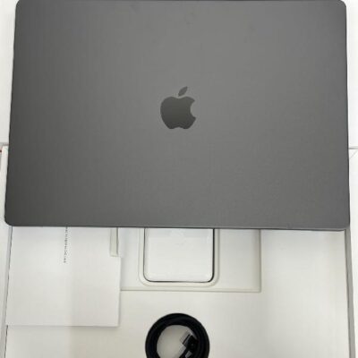 MacBook Pro 16インチ Late 2023 M3 Pro  18GB 512GB A2991 新品同様