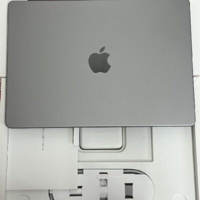 MacBook Pro 14インチ 2023 M2 Pro  16GB 512GB A2779 新品同様