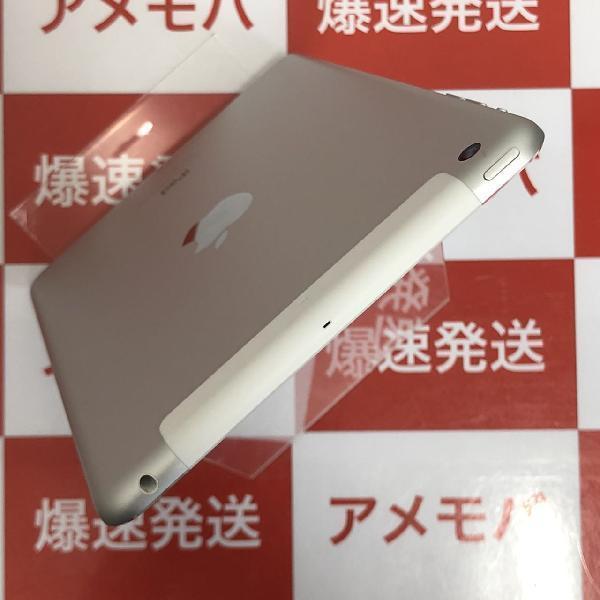 iPad mini 第3世代 au 16GB MGHW2J/A A1600 極美品-上部