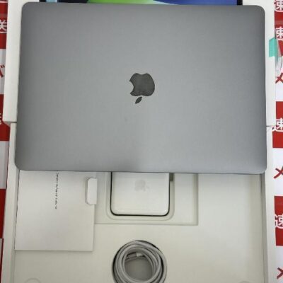 MacBook Pro 13インチ M1 2020  8GB 256GB A2338