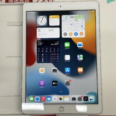 iPad 第8世代 Wi-Fiモデル 128GB MYLE2J/A A2270