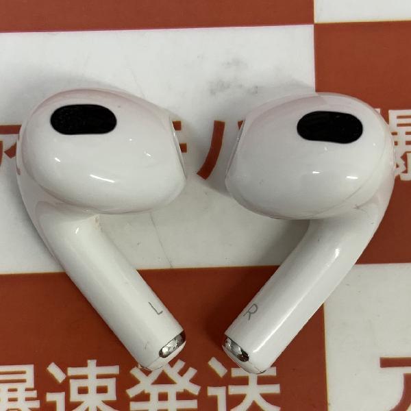 Apple AirPods 第3世代 MagSafe充電ケース付き MME73J/A-下部