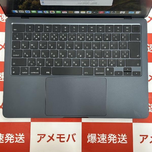 MacBook Air M2 2022 8GB 256GB A2681 新品同様-上部