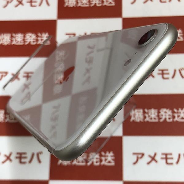 iPhoneSE 第3世代 au版SIMフリー 128GB MMYG3J/A A2782 極美品-上部