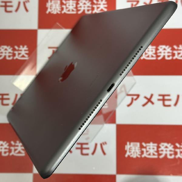 iPad 第8世代 SoftBank版SIMフリー 32GB MYMH2J/A A2429 美品-下部