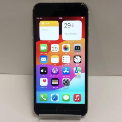 iPhoneSE 第3世代 au版SIMフリー 64GB MMYD3J/A A2782 美品