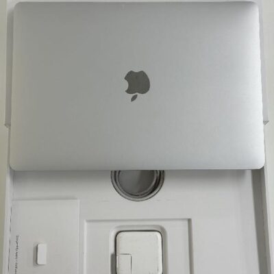 MacBook Air Retina 13インチ 2019  1.6GHz Core i5 8GB 256GB A1932 美品