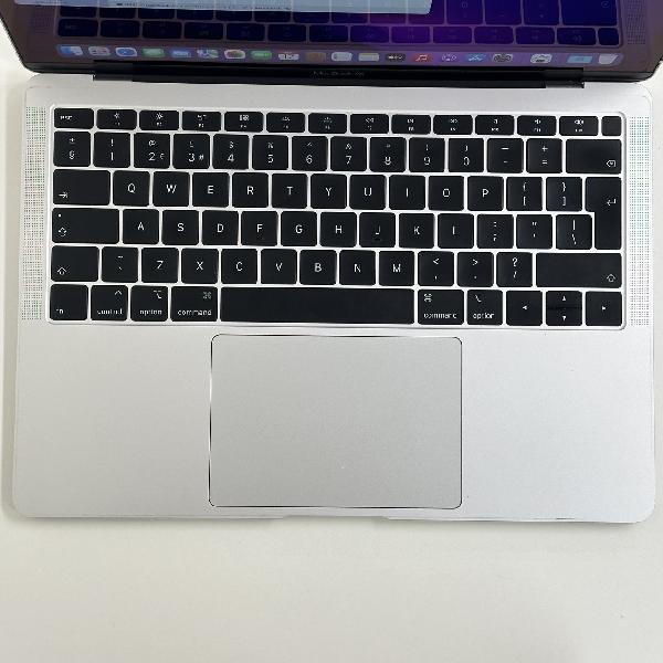 MacBook Air Retina 13インチ 2019 1.6GHz Core i5 8GB 256GB A1932 美品-上部