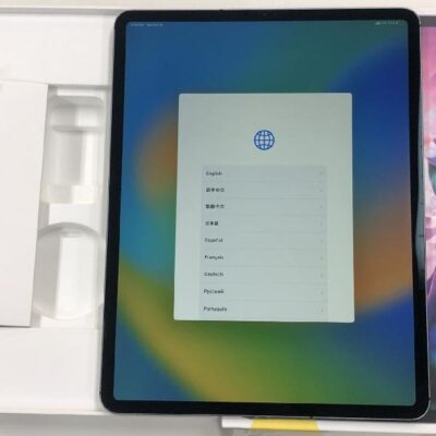 iPad Pro 12.9インチ 第4世代 au版SIMフリー 512GB MXF72J/A A2232