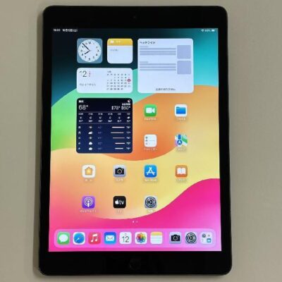 iPad 第8世代 docomo版SIMフリー 32GB MYMH2J/A A2429