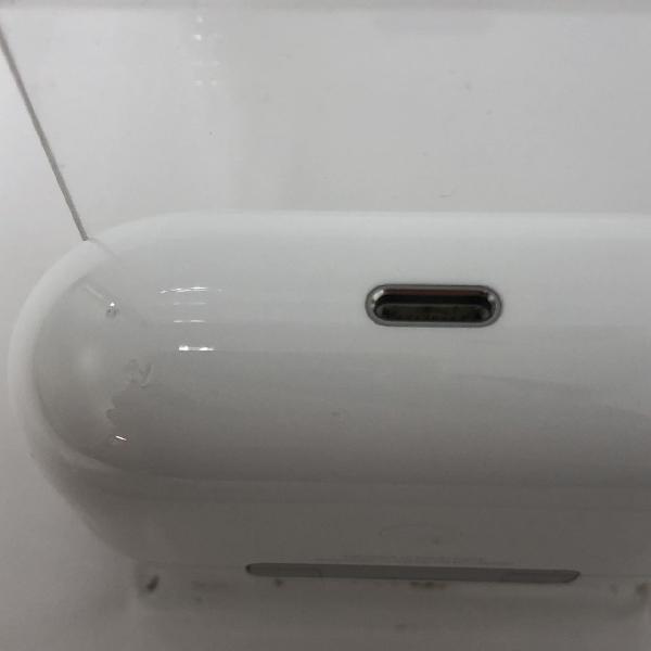 AirPods Pro MagSafe対応 MLWK3J/AA A2190-裏