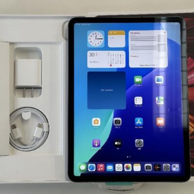 iPad Pro 11インチ 第3世代 docomo版SIMフリー 1TB MHWC3J/A A2459 美品