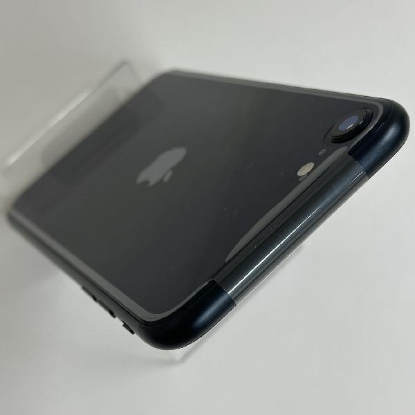 iPhoneSE 第3世代 docomo版SIMフリー 64GB MMYC3J/A A2782 未使用品-上部